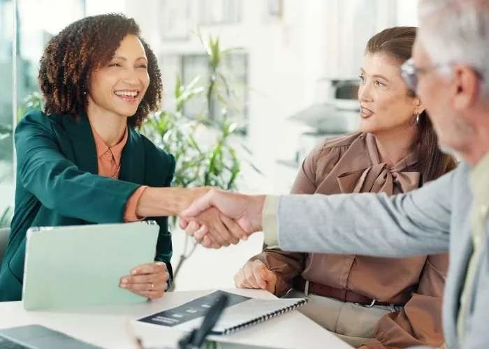 Direito Societário e Contratos – assessoria jurídica para empresas e sócios